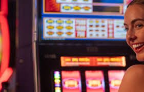 Grafik riwayat permainan Aviator di goldwin678 slot menampilkan tren pengganda dan hasil pemain